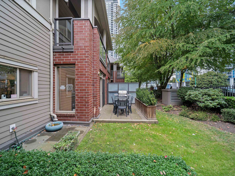 6-4132 Halifax Street, Burnaby, BC, V5C 6V1 - 35