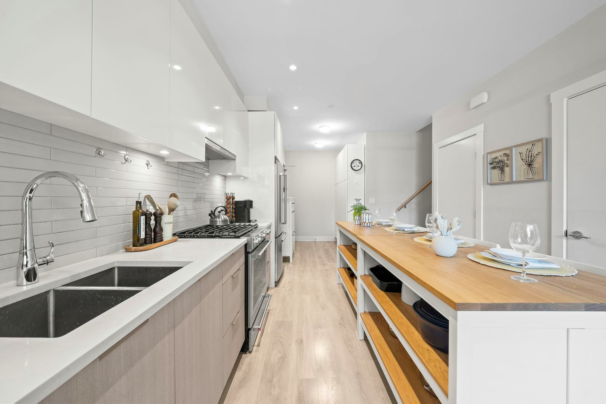 101-3588 Sawmill Crescent, Vancouver, BC, V5S 0H5 - 10