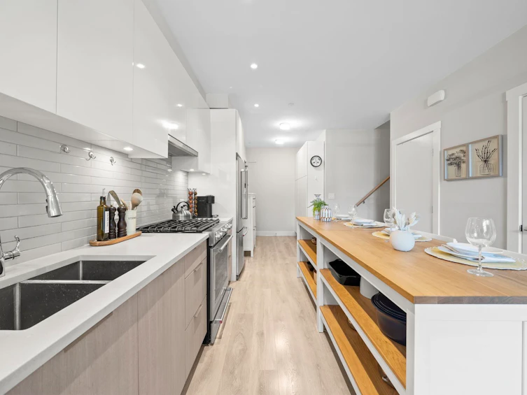 101-3588 Sawmill Crescent, Vancouver, BC, V5S 0H5 - 10