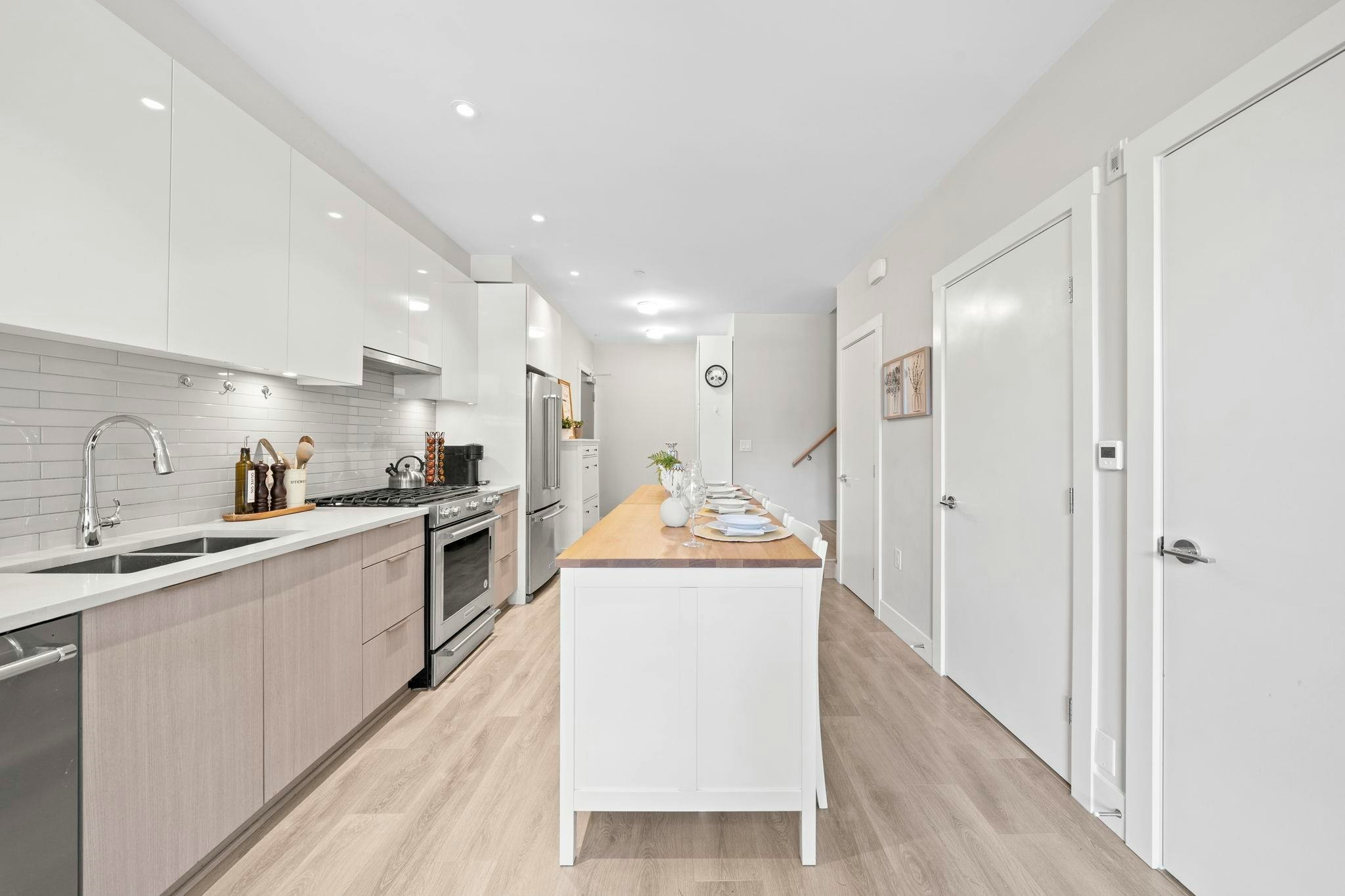 101-3588 Sawmill Crescent, Vancouver, BC, V5S 0H5 - 19