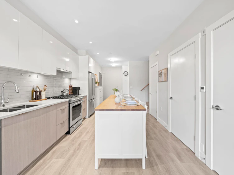 101-3588 Sawmill Crescent, Vancouver, BC, V5S 0H5 - 19