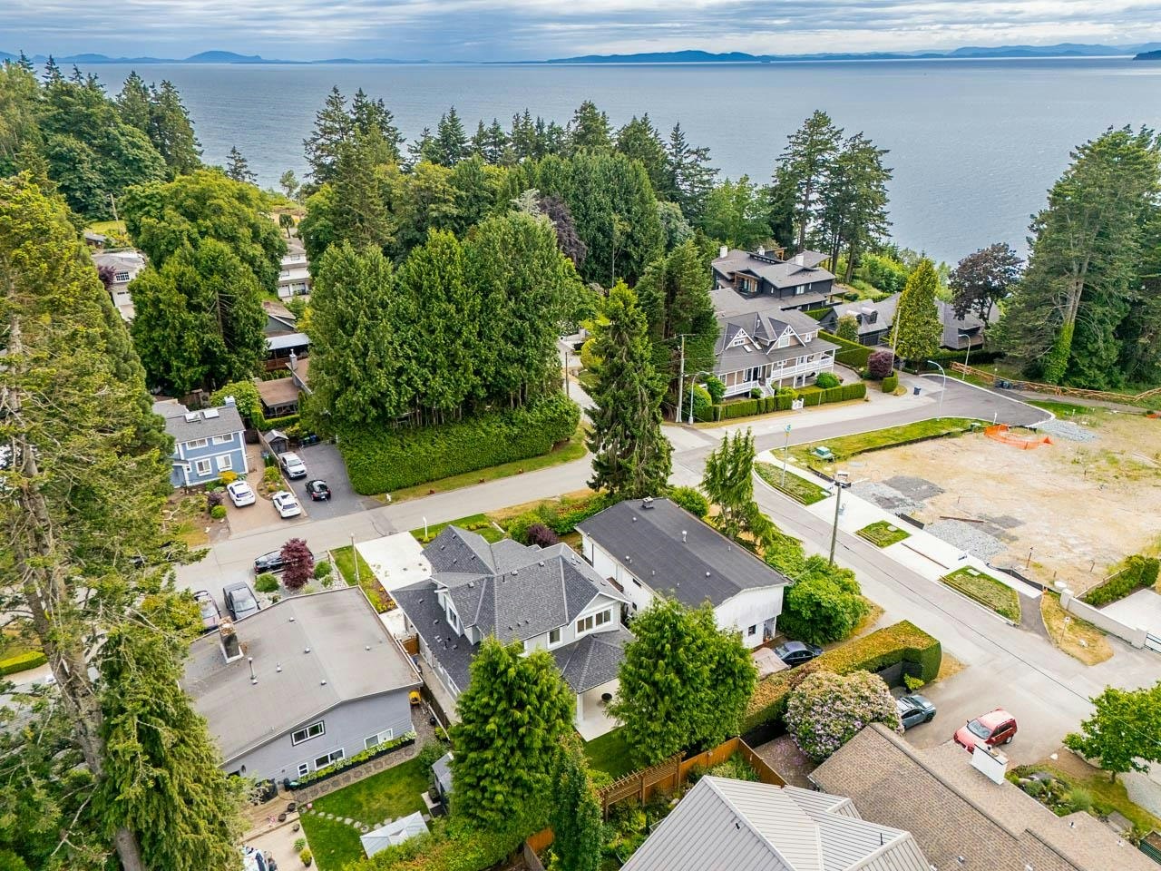 12641 15 Avenue, Surrey, BC, V4A 1K2 - 32