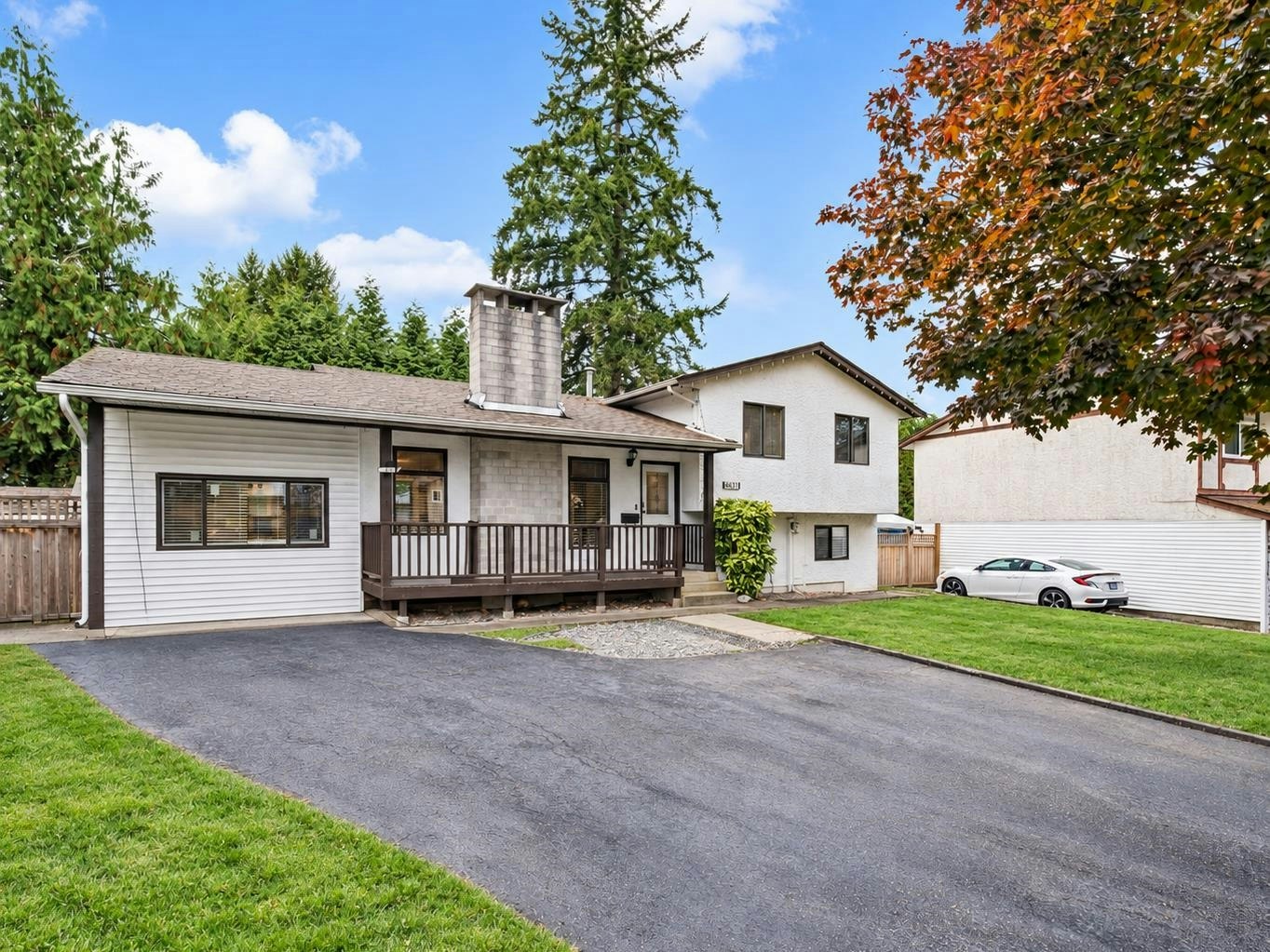 4851 206 Street, Langley, BC, V3A 2C1