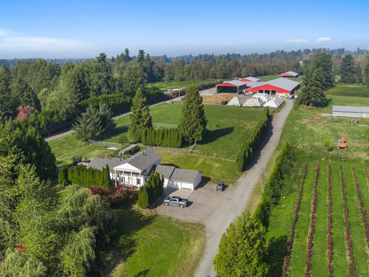 28677 58 Avenue, Abbotsford, BC, V4X 2E8 - 2