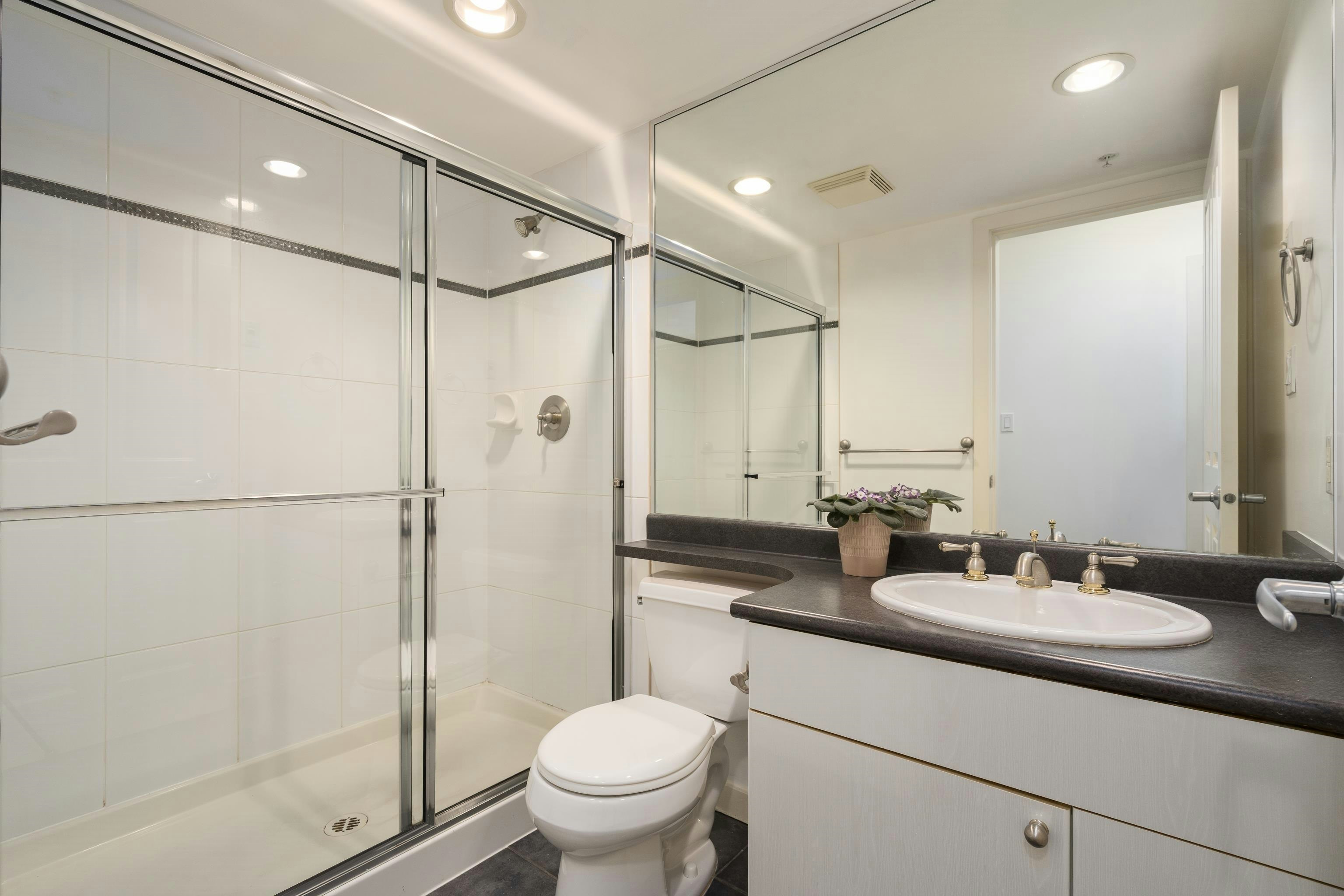 204-1485 W 6th Avenue, Vancouver, BC, V6H 4G1 - 20