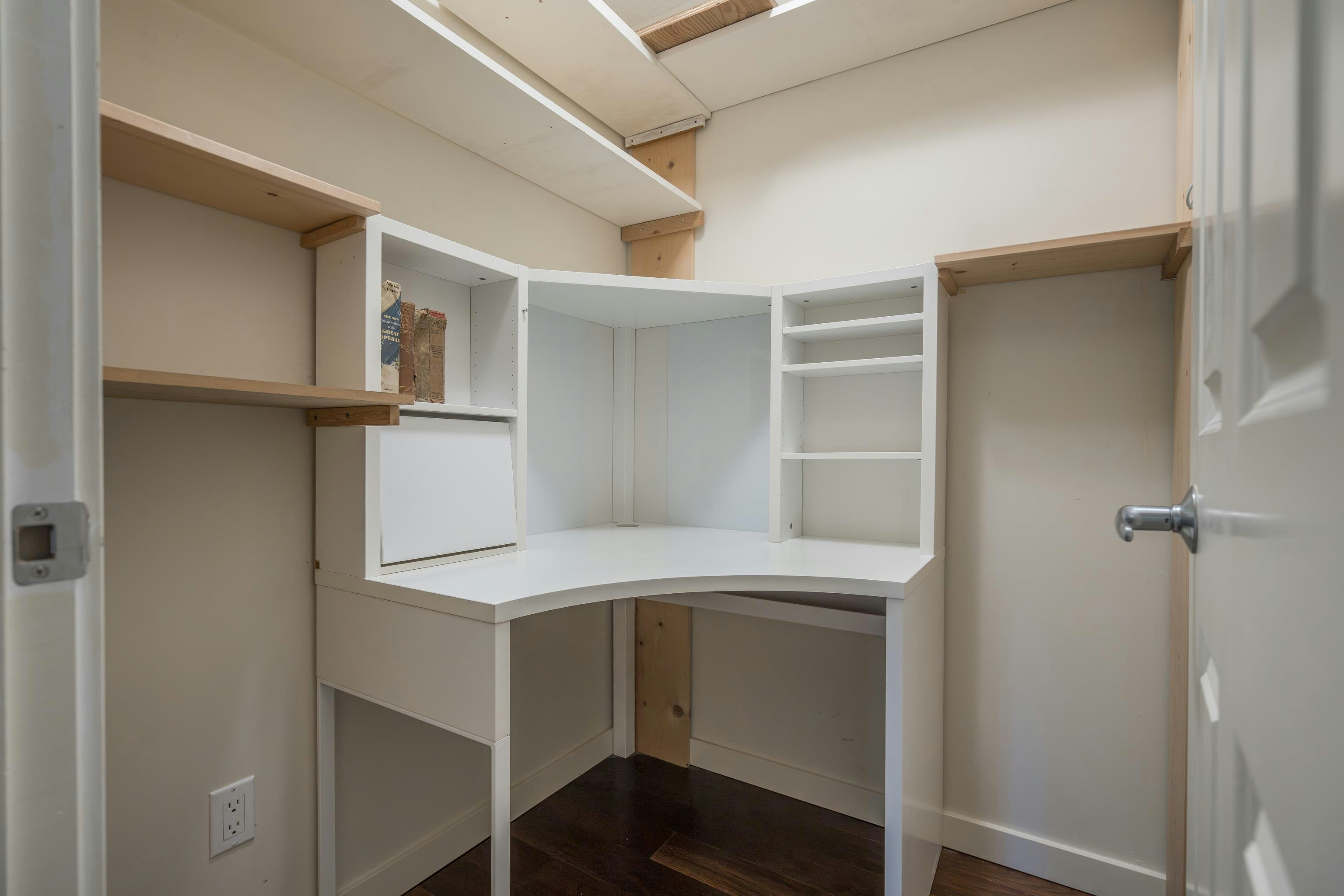 204-1485 W 6th Avenue, Vancouver, BC, V6H 4G1 - 18