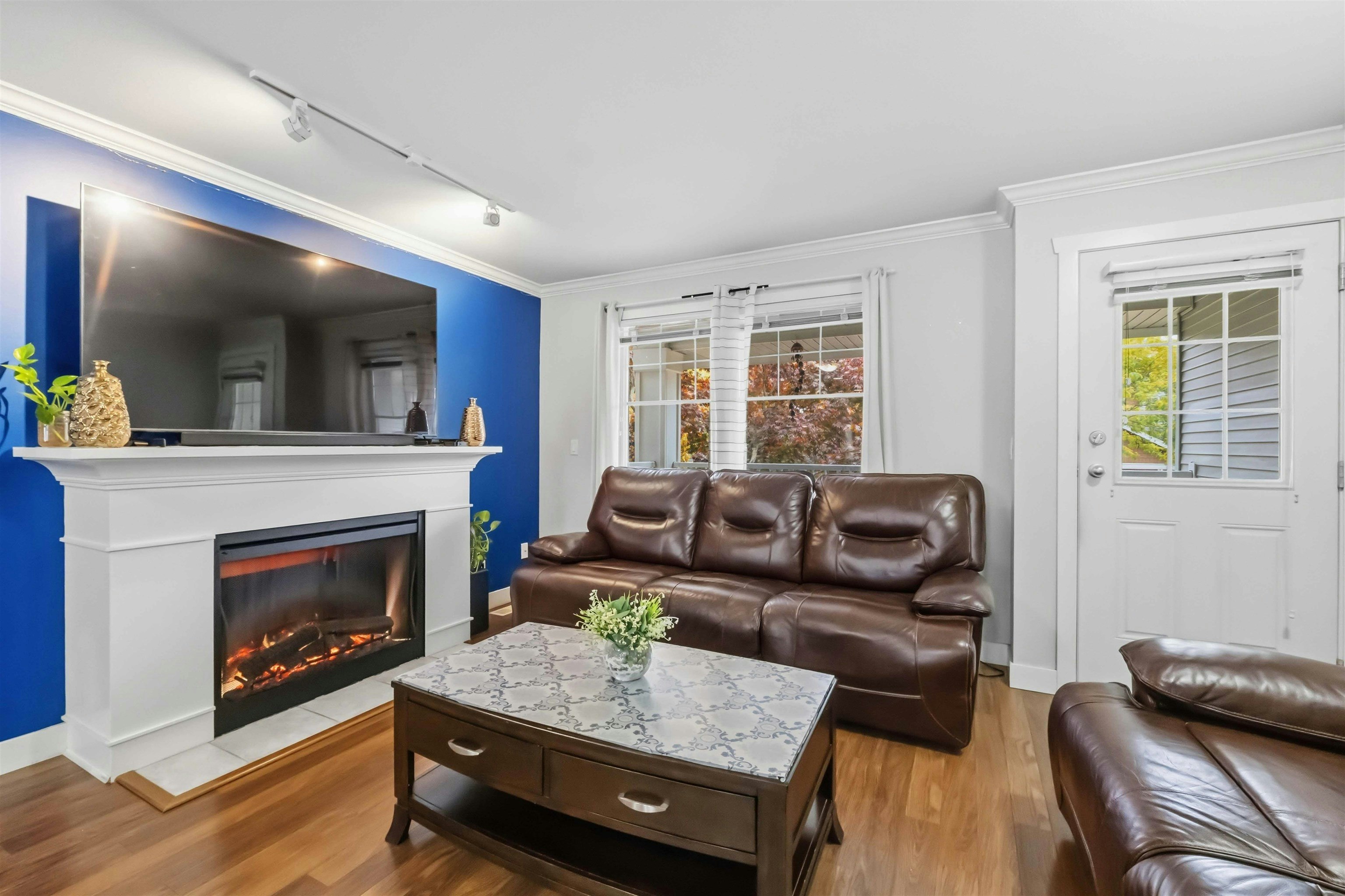 40-6568 193b Street - 3