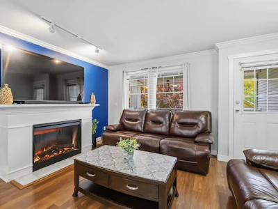 40-6568 193b Street - 3