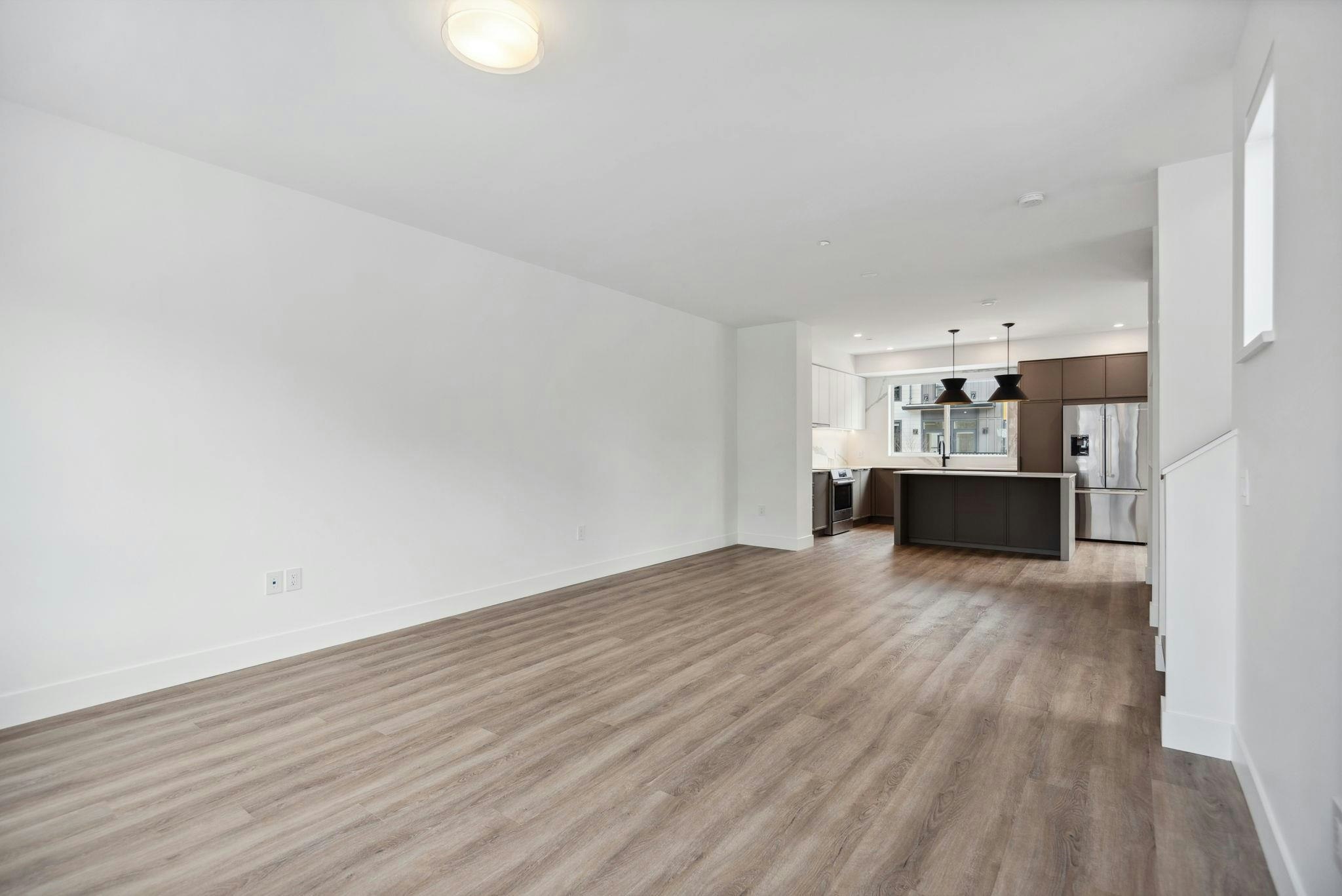 38073 Helm Way, Squamish, BC, V8B 1E6 - 13