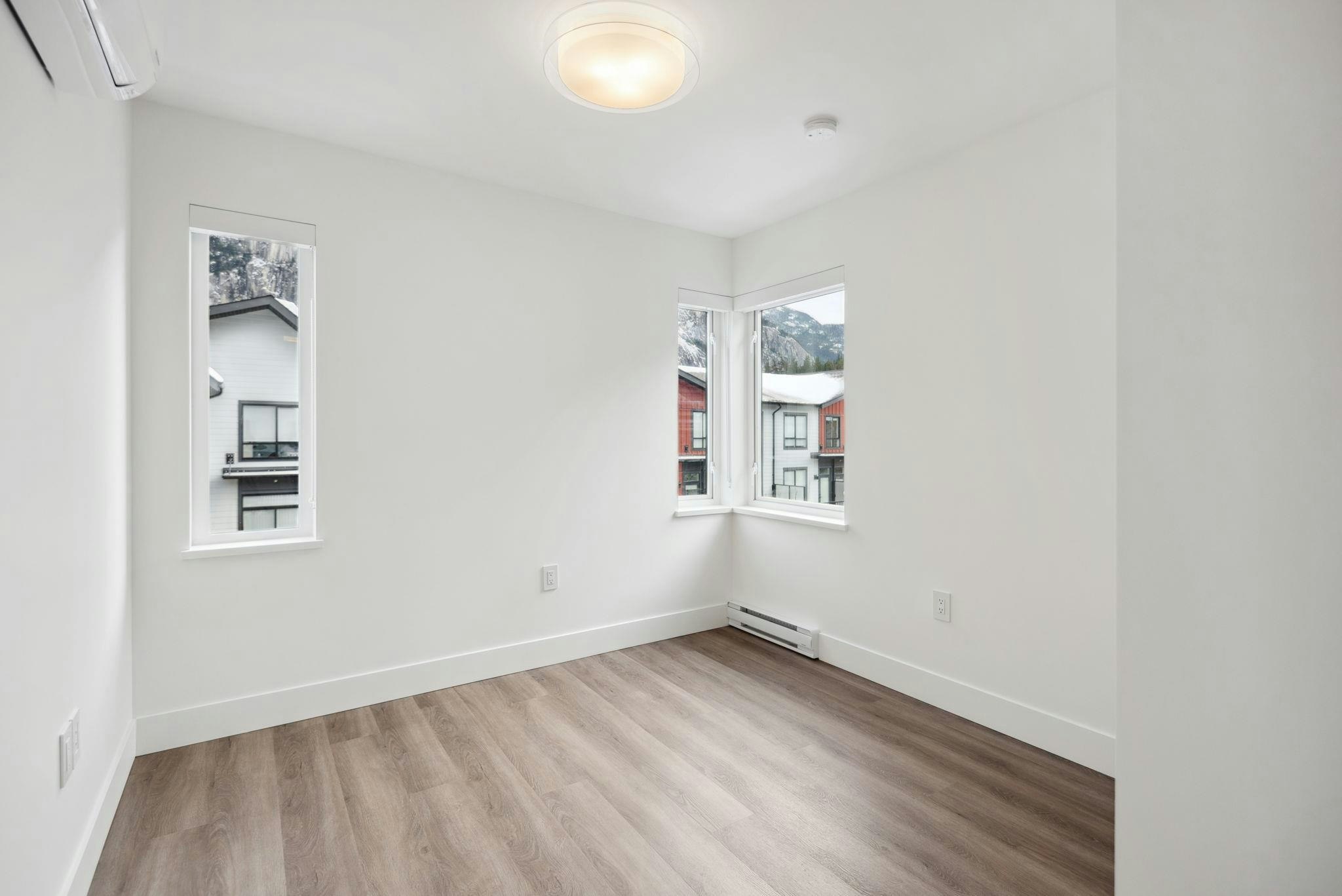 38073 Helm Way, Squamish, BC, V8B 1E6 - 29
