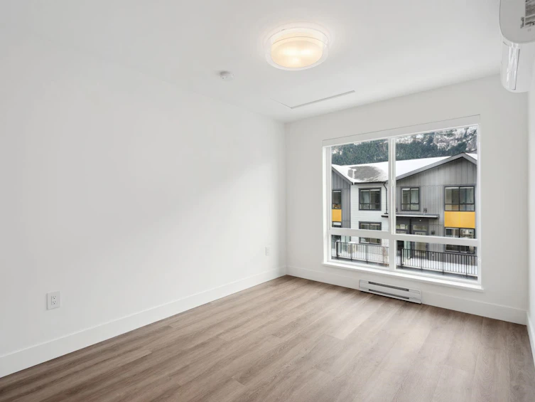 38073 Helm Way, Squamish, BC, V8B 1E6 - 25