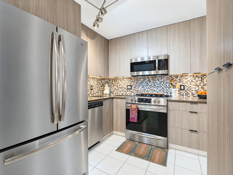 206-2405 Kamloops Street, Vancouver, BC, V5M 4V6 - 17