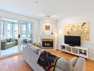206-2405 Kamloops Street - 2