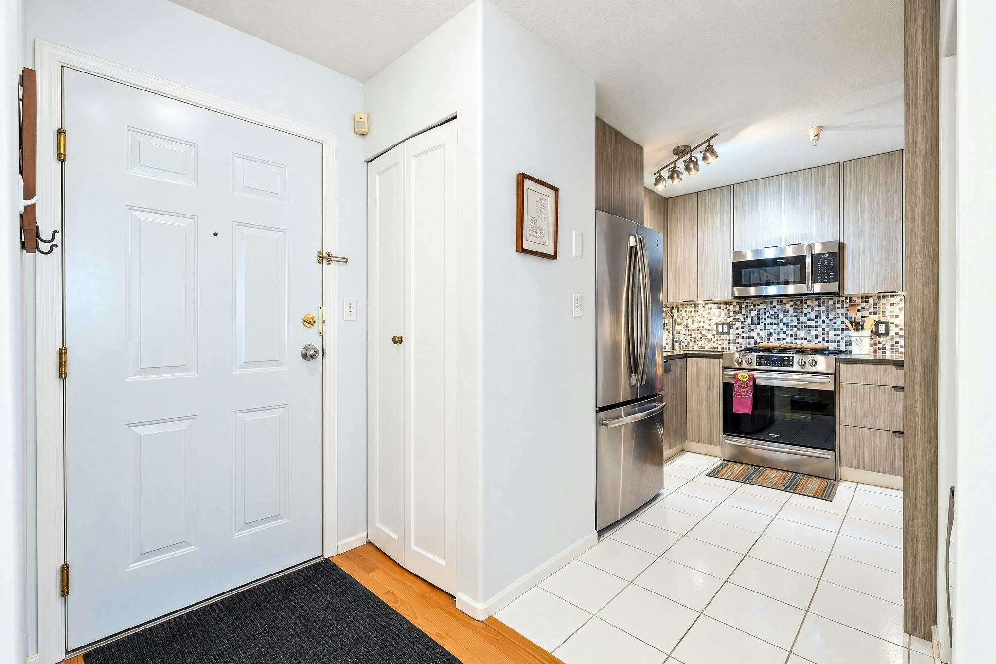 206-2405 Kamloops Street, Vancouver, BC, V5M 4V6 - 28