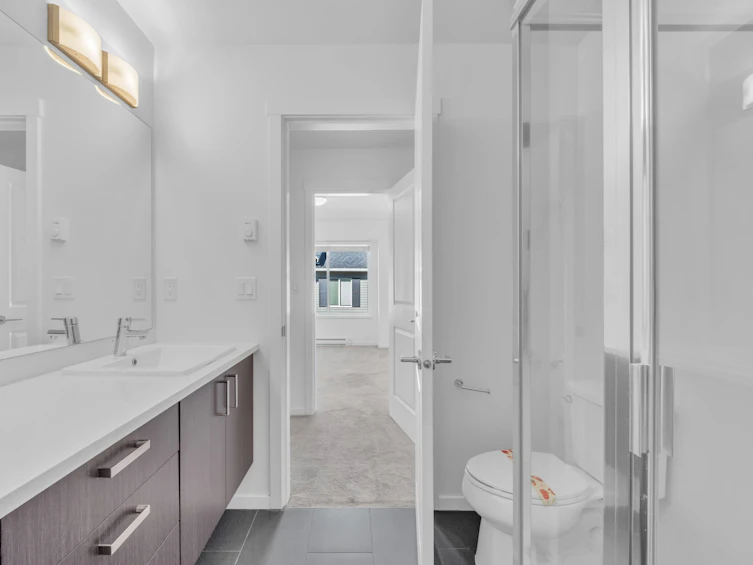 113-8130 136a Street, Surrey, BC, V3W 1H9 - 24
