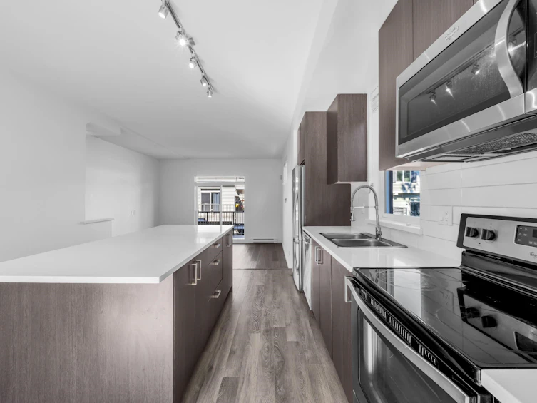 113-8130 136a Street, Surrey, BC, V3W 1H9 - 17