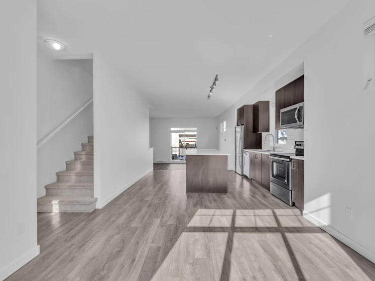 113-8130 136a Street, Surrey, BC, V3W 1H9 - 15