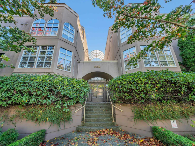 106-1082 W 8th Avenue, Vancouver, BC, V6H 1C4 - 2