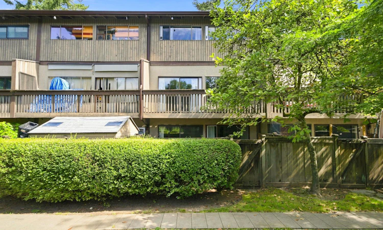 1071 Lillooet Road