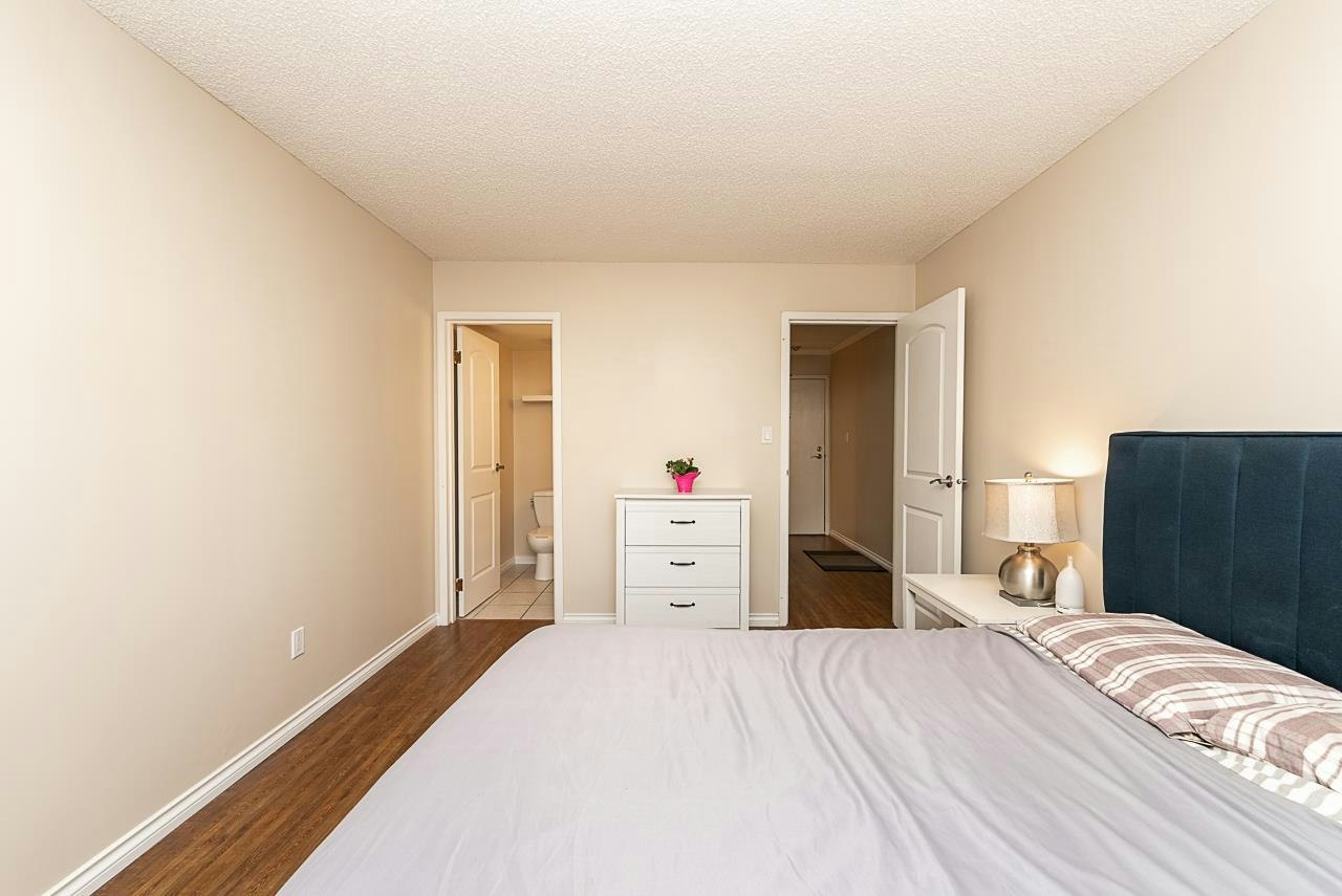 301-327 Ninth Street, New Westminster, BC, V3M 3V8 - 12