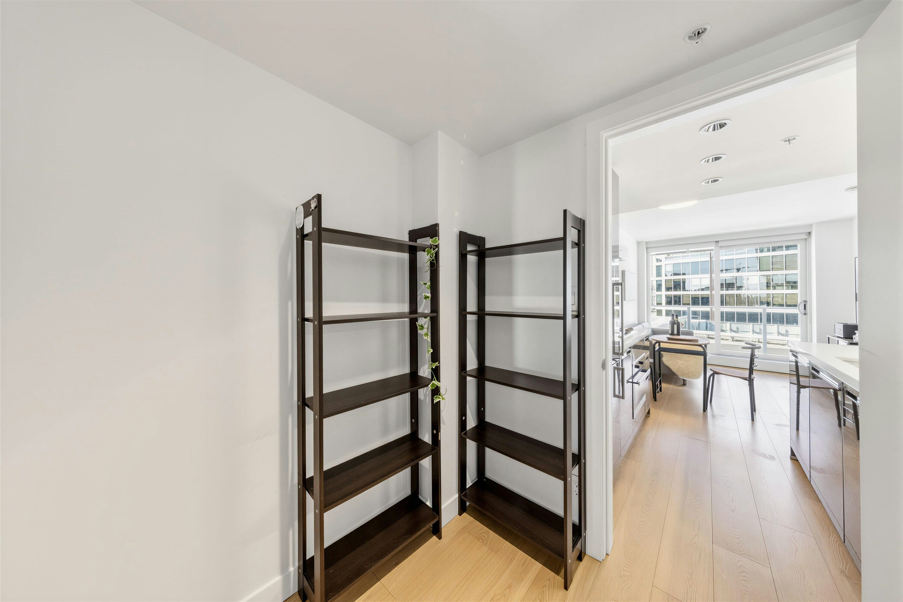 1902-777 Richards Street, Vancouver, BC, V6B 0M6 - 32