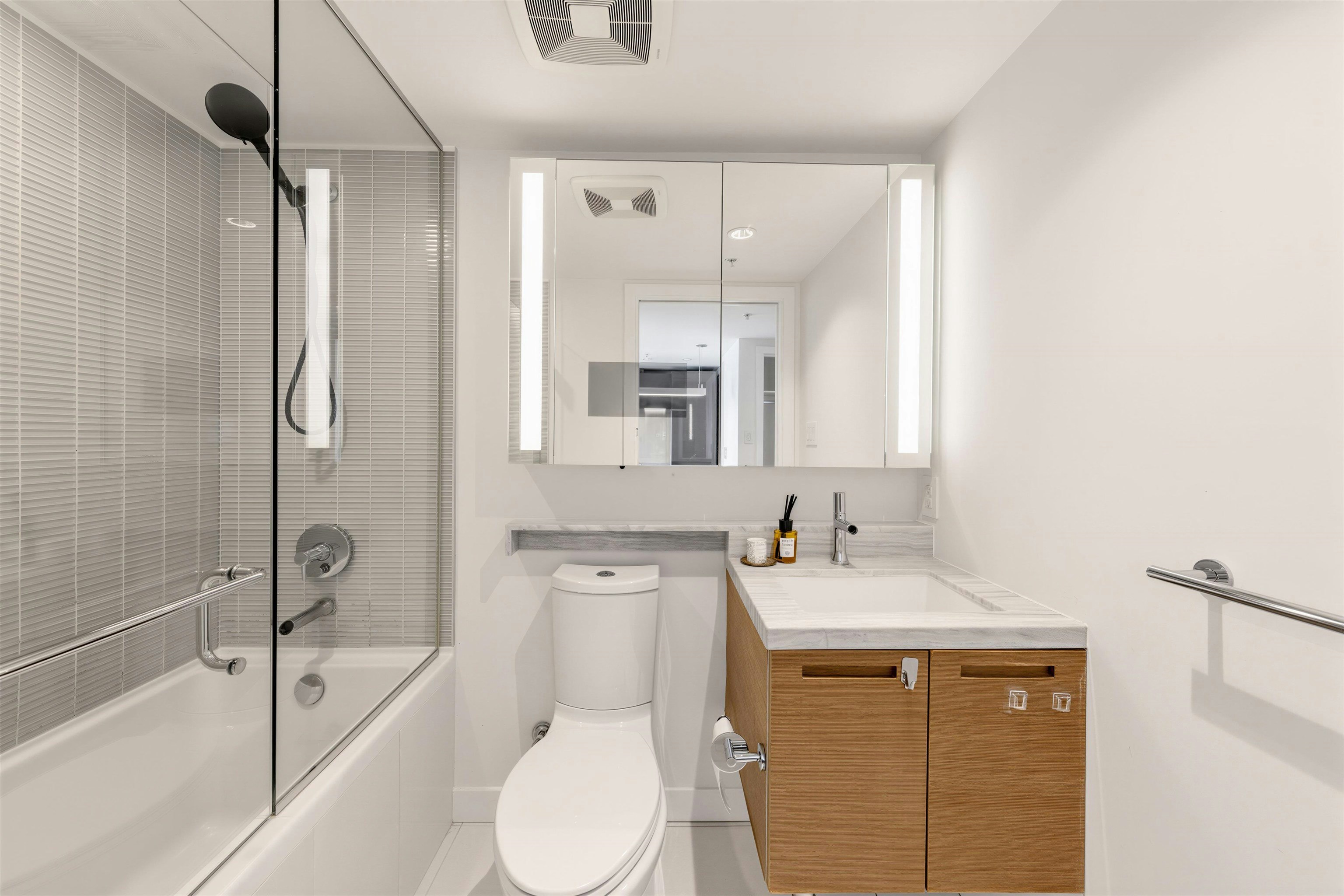 1902-777 Richards Street, Vancouver, BC, V6B 0M6 - 29