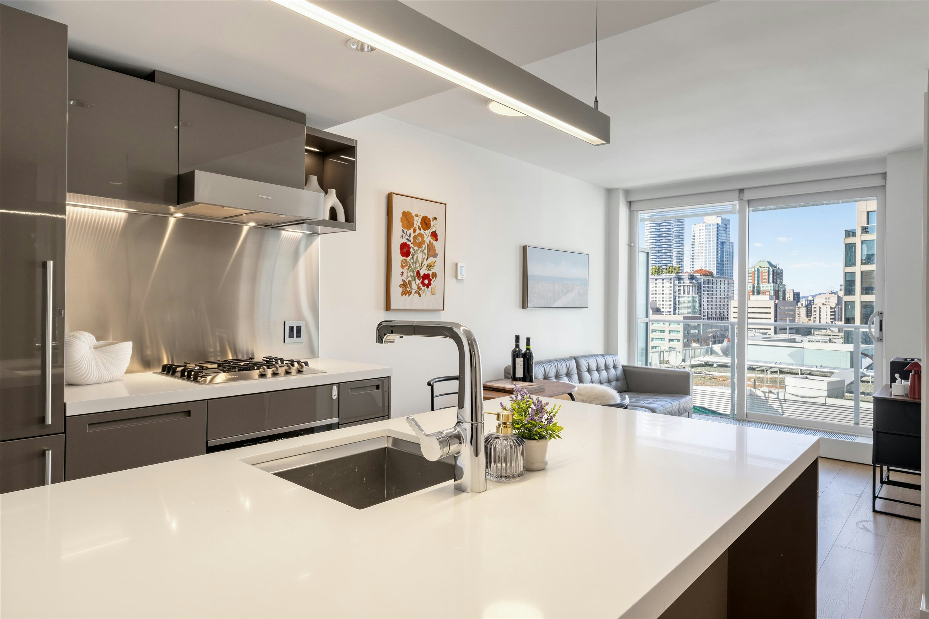 1902-777 Richards Street, Vancouver, BC, V6B 0M6 - 19