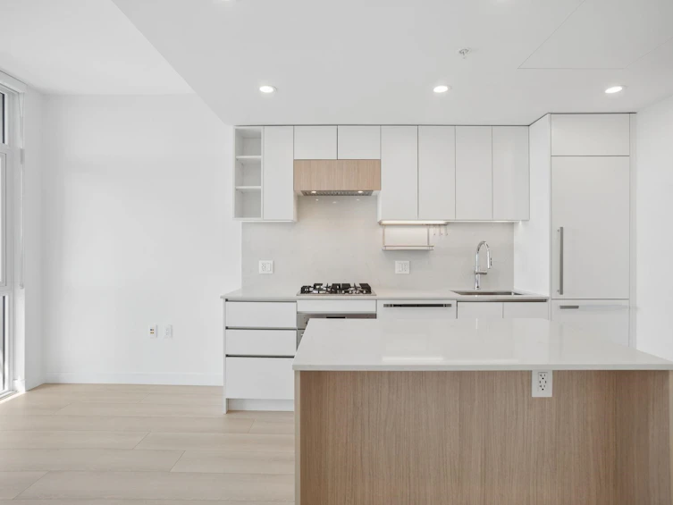 3908-13573 98a Avenue, Surrey, BC, V3T 0X1