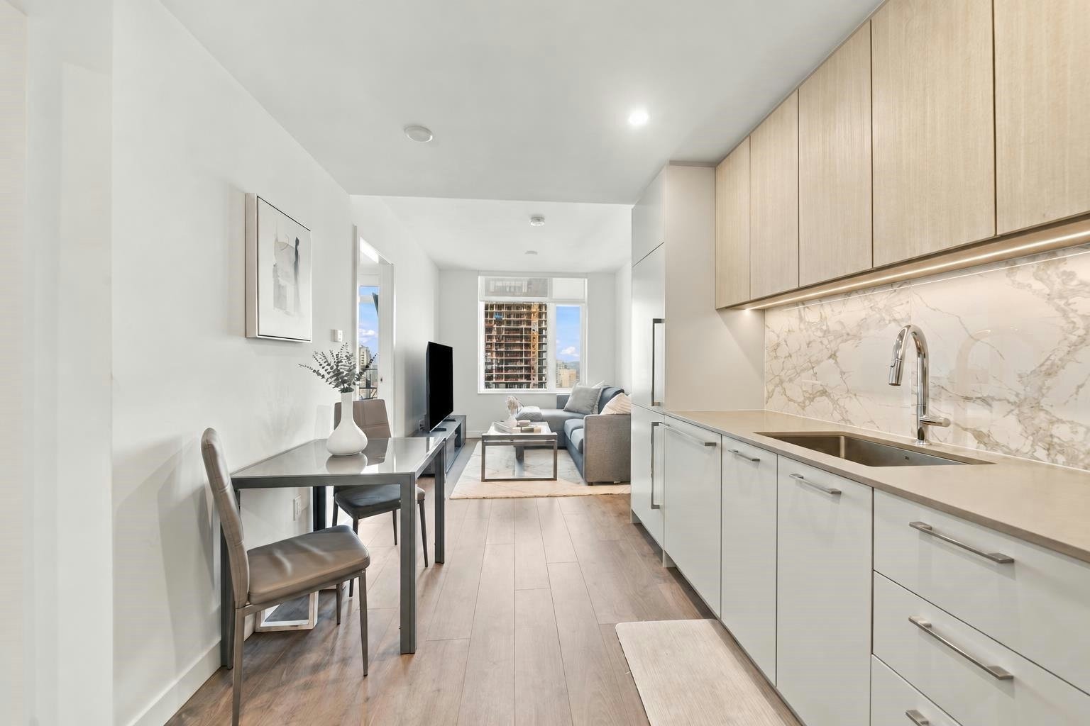 2407-6468 Willingdon Avenue, Burnaby, BC, V5H 0L3 - 9