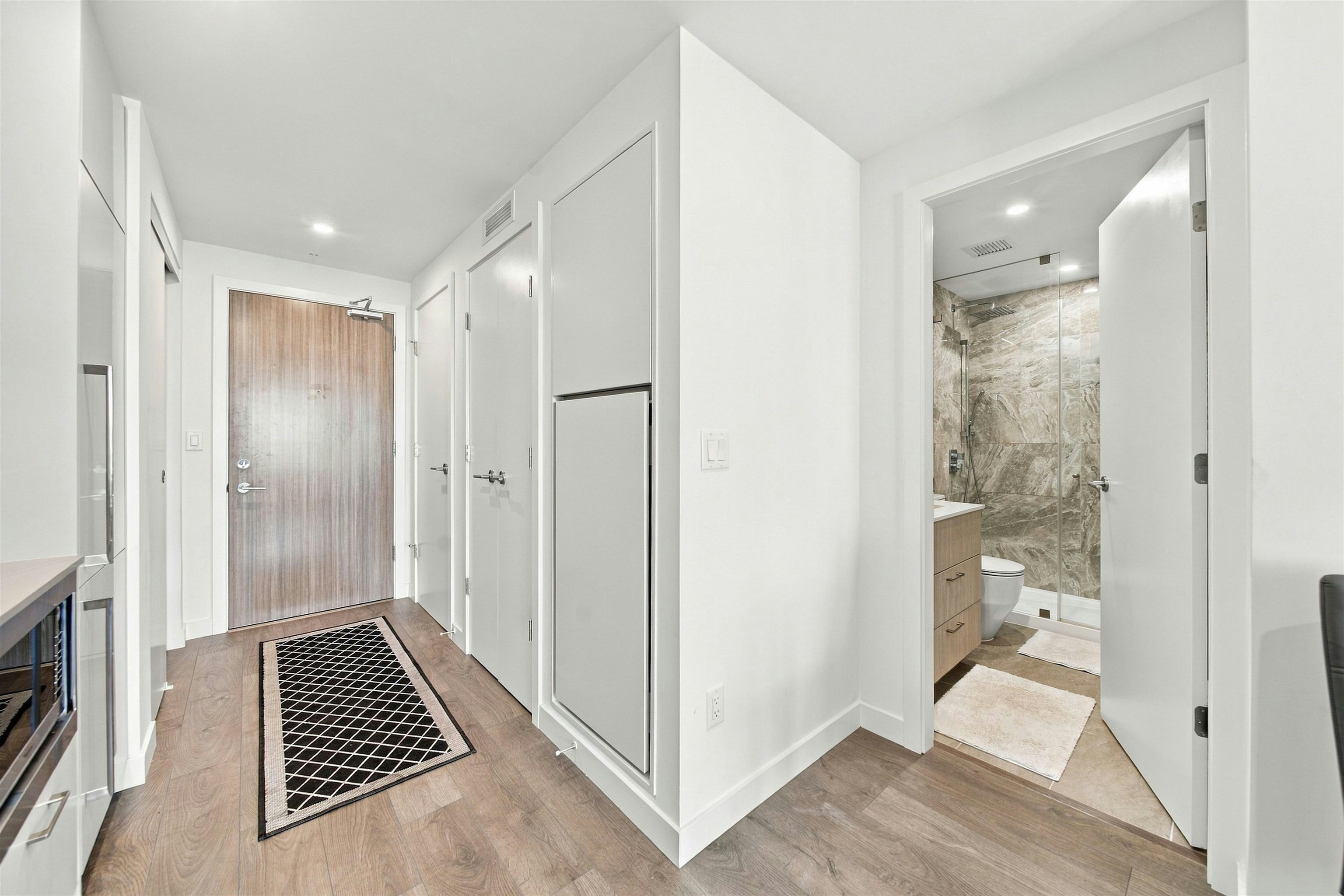 2407-6468 Willingdon Avenue, Burnaby, BC, V5H 0L3 - 13