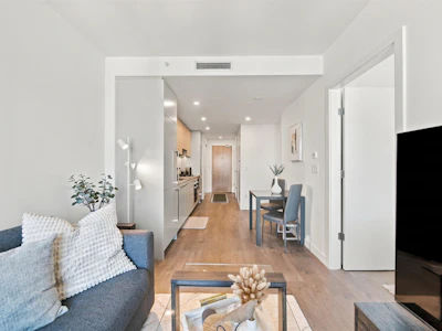 2407-6468 Willingdon Avenue - 5