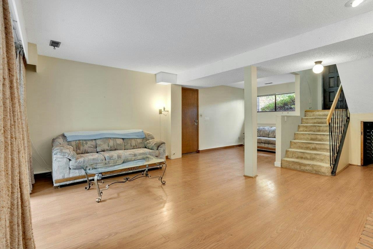 2851 Trillium Place, North Vancouver, BC, V7H 1J3 - 26