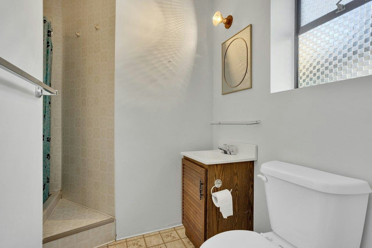 2851 Trillium Place, North Vancouver, BC, V7H 1J3 - 27
