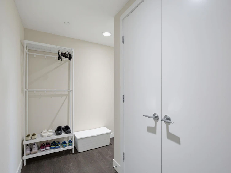 604-2008 Rosser Avenue, Burnaby, BC, V5C 0H8 - 5