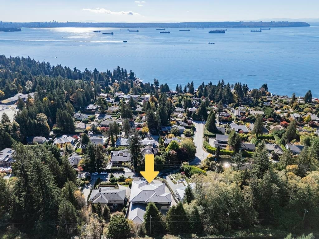 3185 Benbow Road, West Vancouver, BC, V7V 3E1 - 4