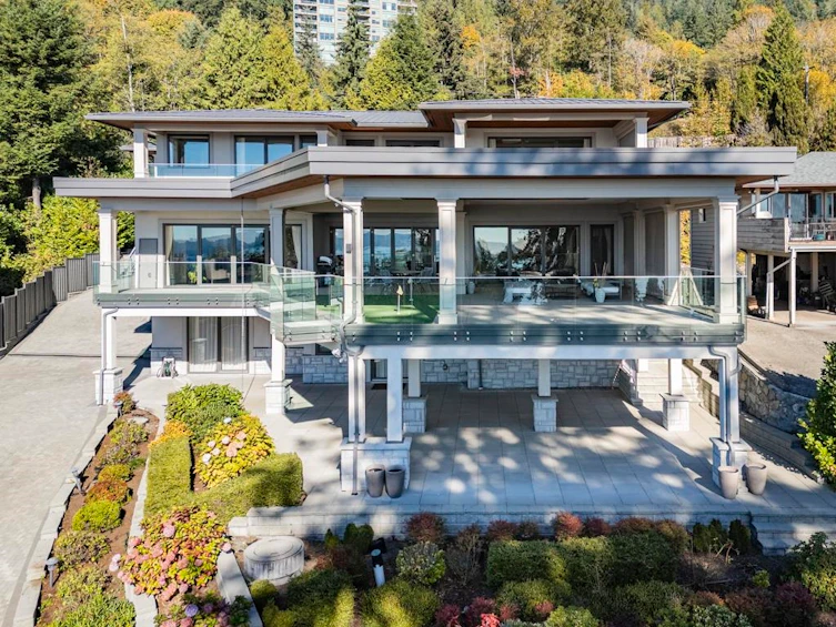 3185 Benbow Road, West Vancouver, BC, V7V 3E1 - 2