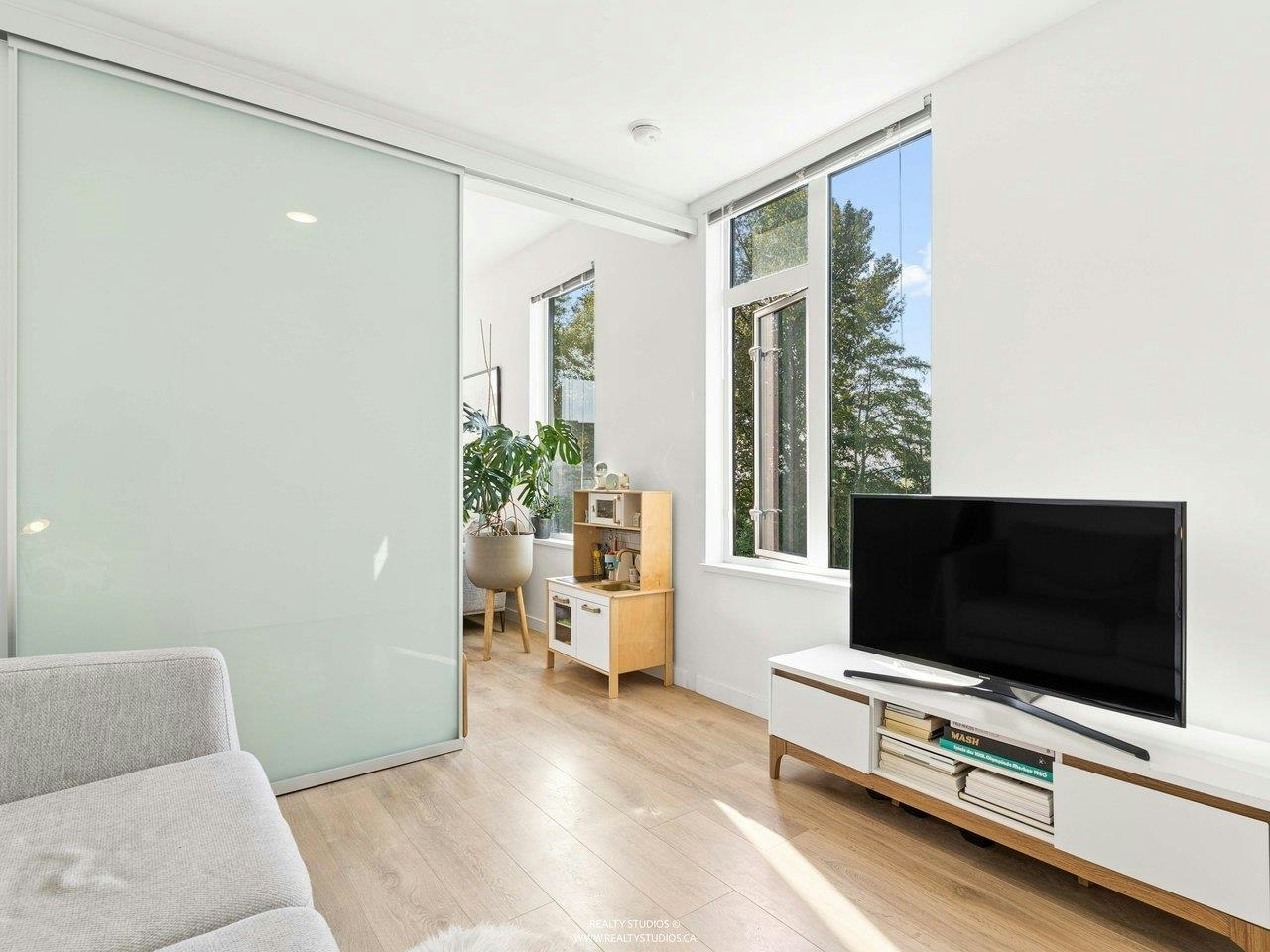 313-725 Marine Drive, North Vancouver, BC, V7M 0G2 - 11