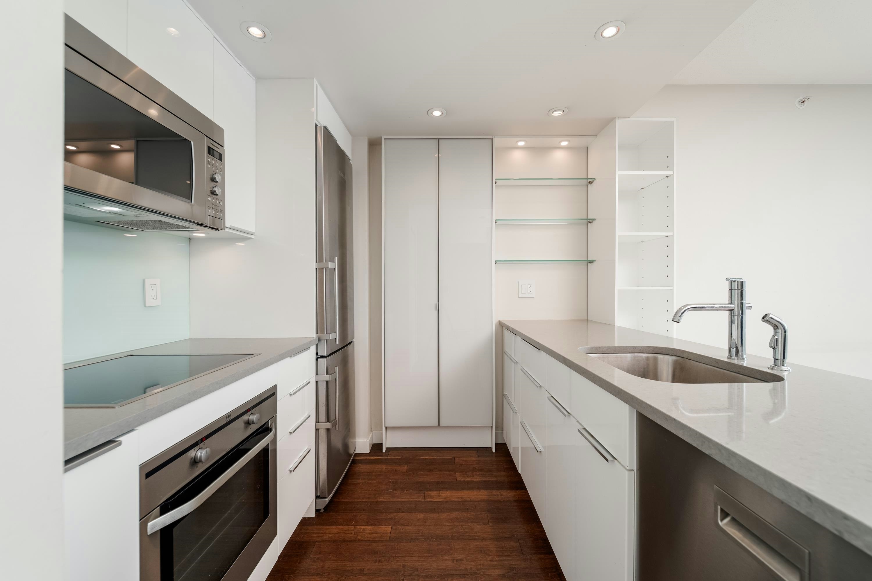1708-1331 W Georgia Street, Vancouver, BC, V6E 4P1 - 9