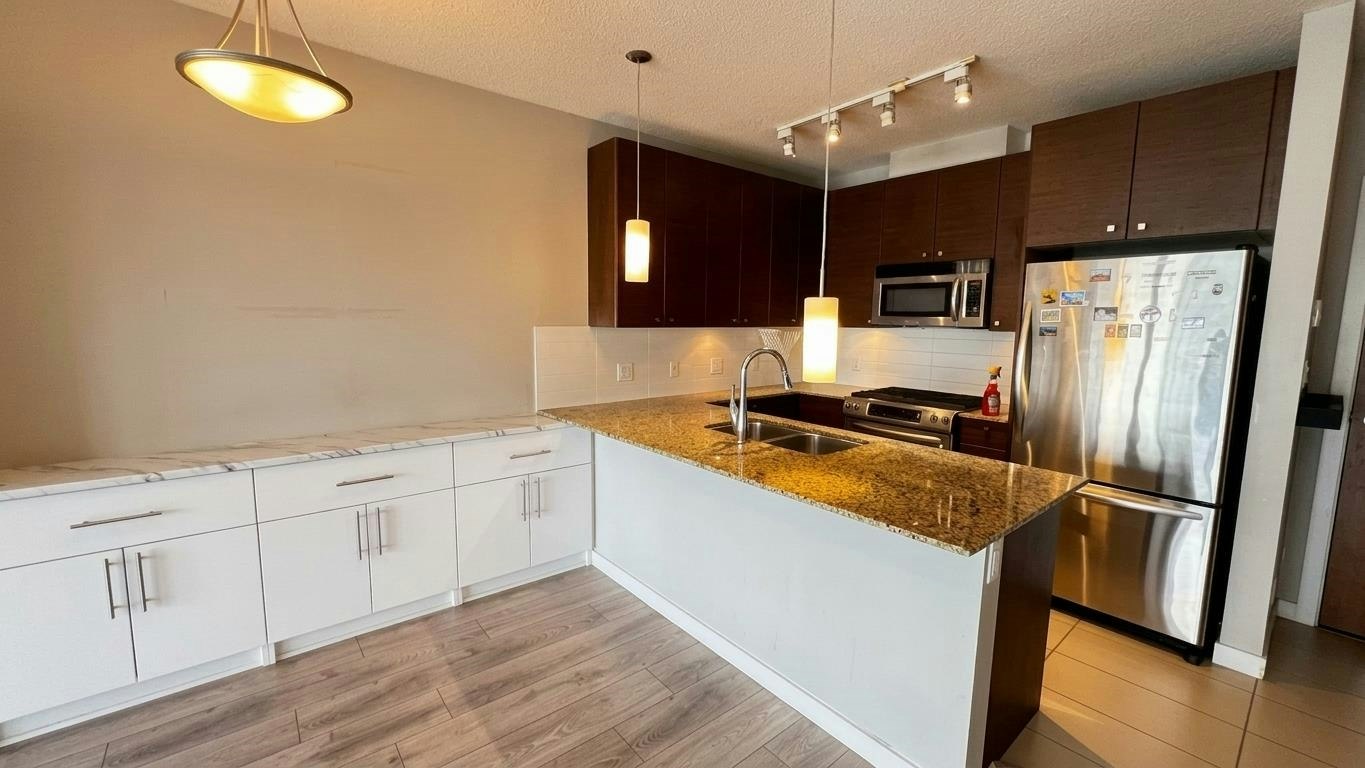 1107-7360 Elmbridge Way, Richmond, BC, V6X 0A5