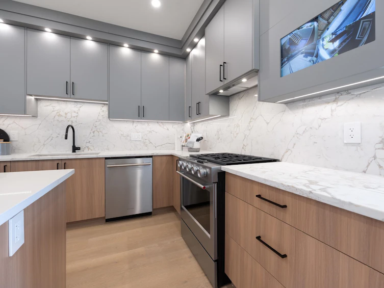 3-6176 Elgin Avenue, Burnaby, BC, V5H 3S4 - 12