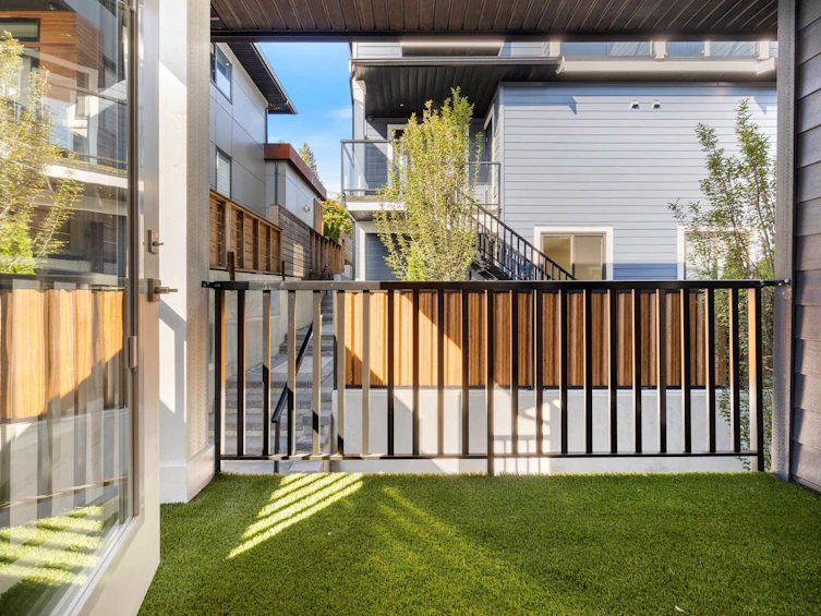 3-6176 Elgin Avenue, Burnaby, BC, V5H 3S4 - 17