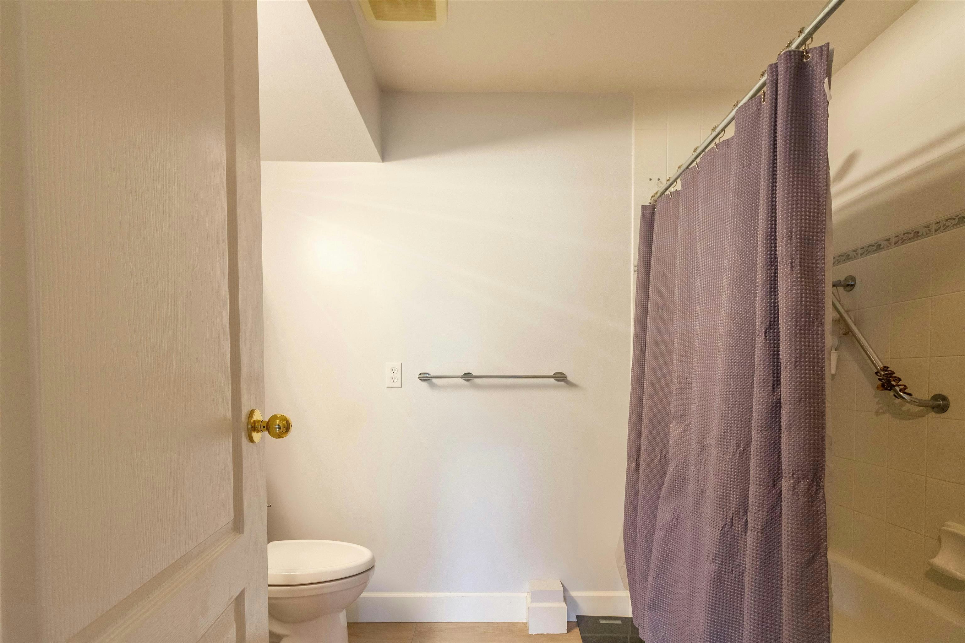 2115 Berkshire Crescent, Coquitlam, BC, V3E 3N4 - 21