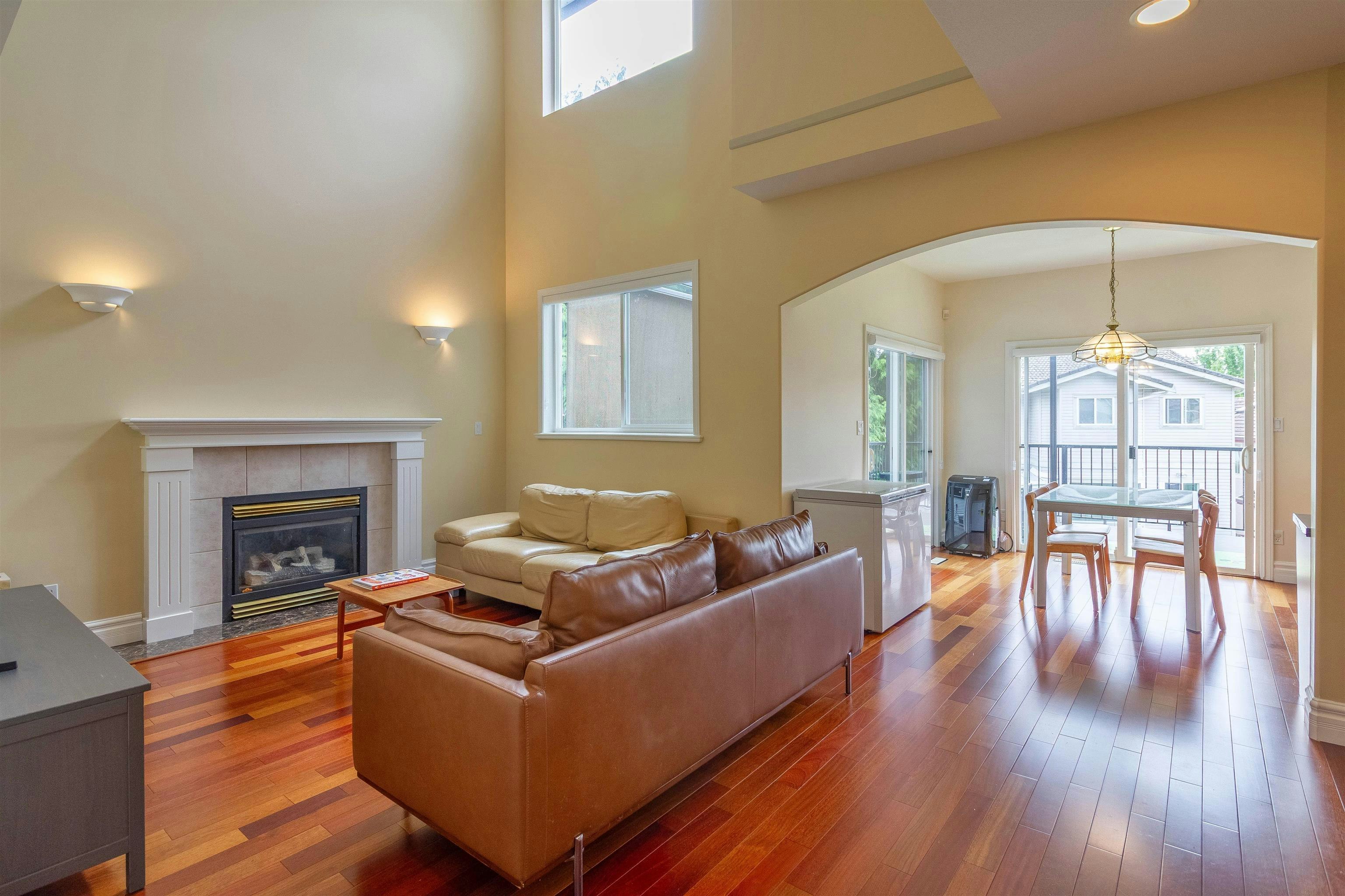 2115 Berkshire Crescent - 2