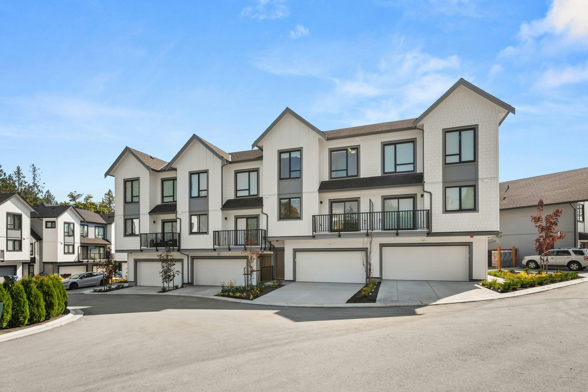 75-16487 89 Ave, Surrey, BC, V4N 1A2