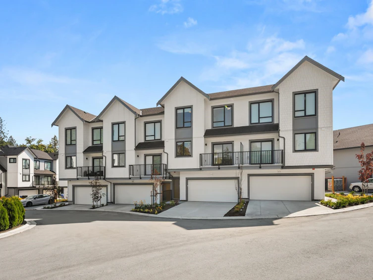 75-16487 89 Ave, Surrey, BC, V4N 1A2