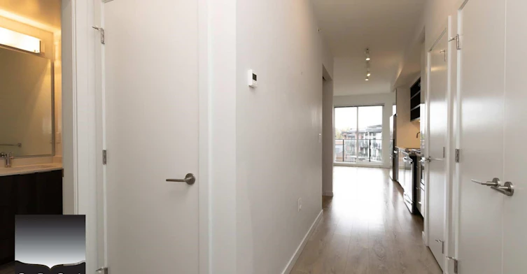 510-725 Marine Drive, North Vancouver, BC, V7M 1H4 - 2