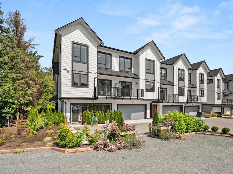 74-16487 89 Avenue, Surrey, BC, V4N 1A2