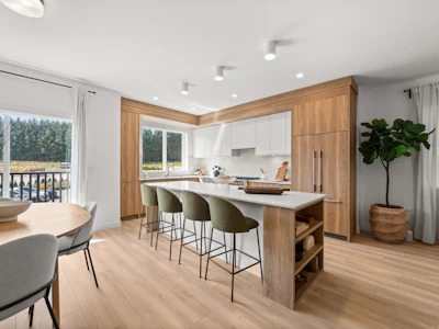 74-16487 89 Avenue - 4