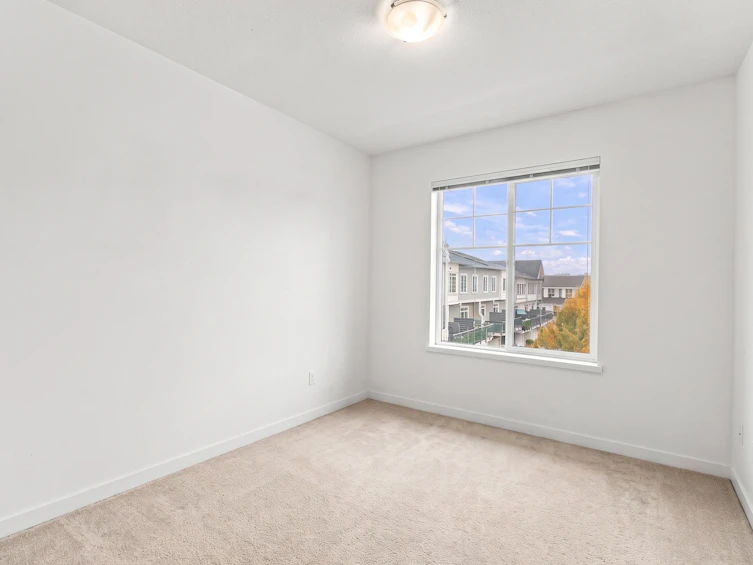128-15230 Guildford Drive, Surrey, BC, V3R 0C8 - 31