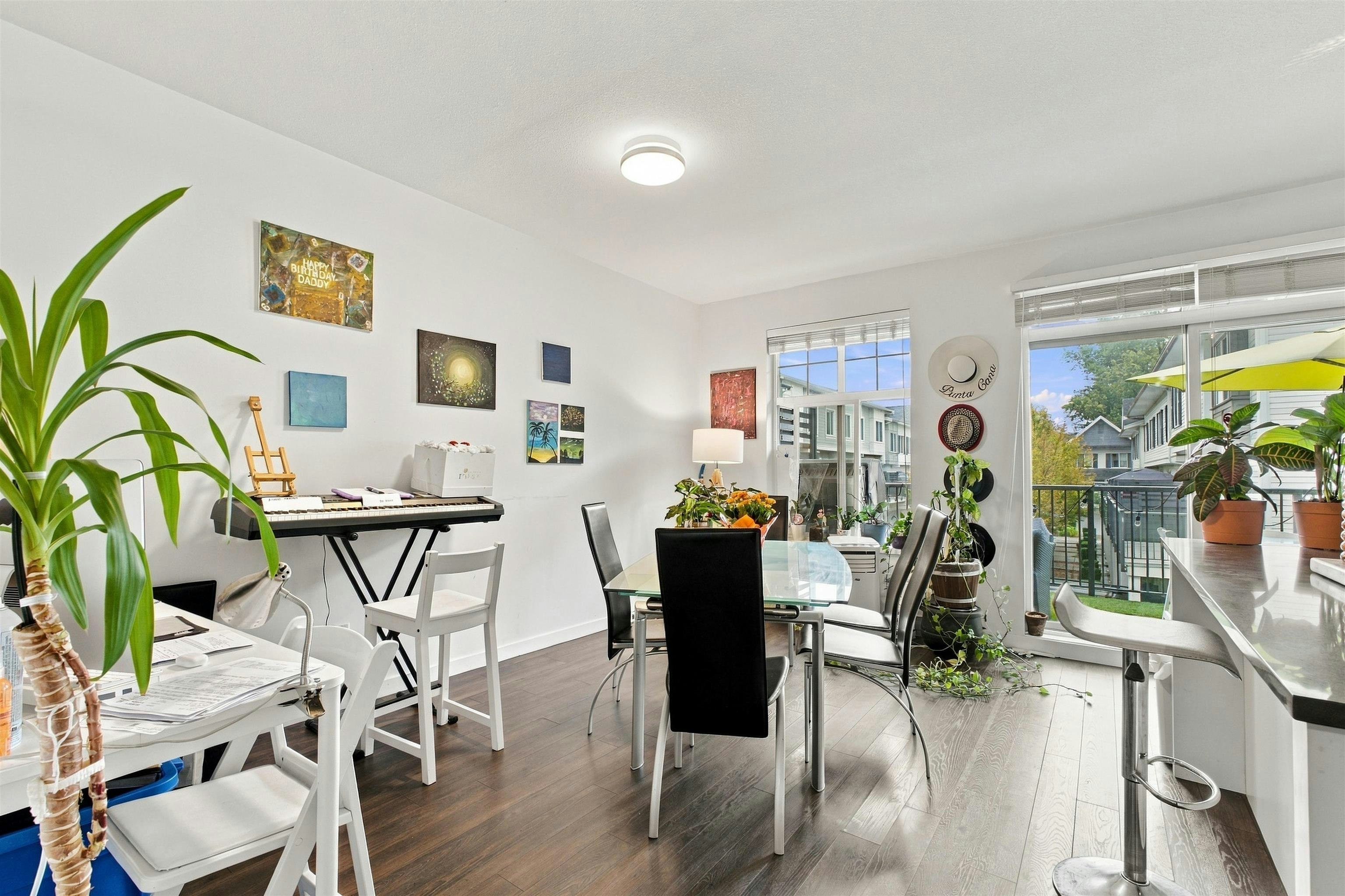 128-15230 Guildford Drive, Surrey, BC, V3R 0C8 - 15
